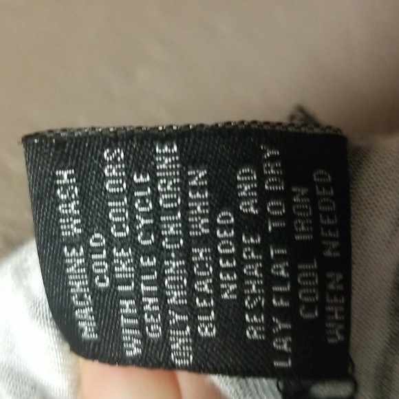 INTRO Sz L, Black & White Tunic Blouse. Excellent pre-owned Condition CL#66 - Picture 4 of 5